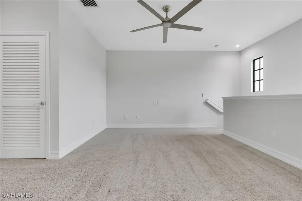 7501 Carnegie Way Naples FL 34119