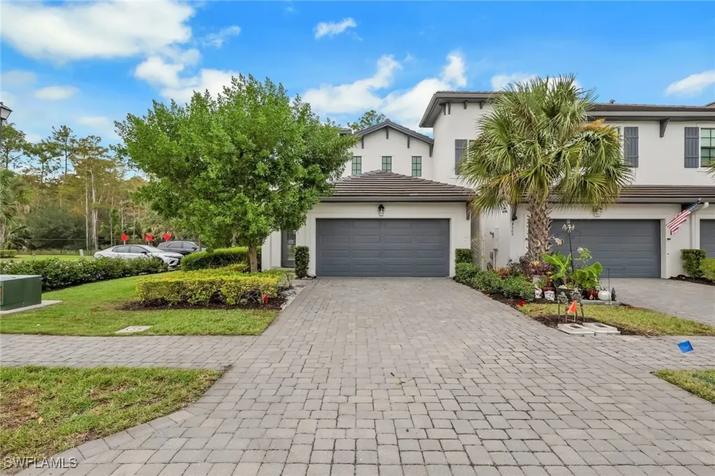7501 Carnegie Way Naples FL 34119