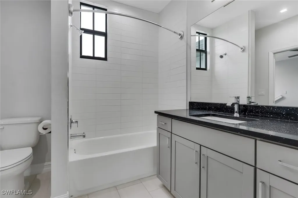 7501 Carnegie Way Naples FL 34119