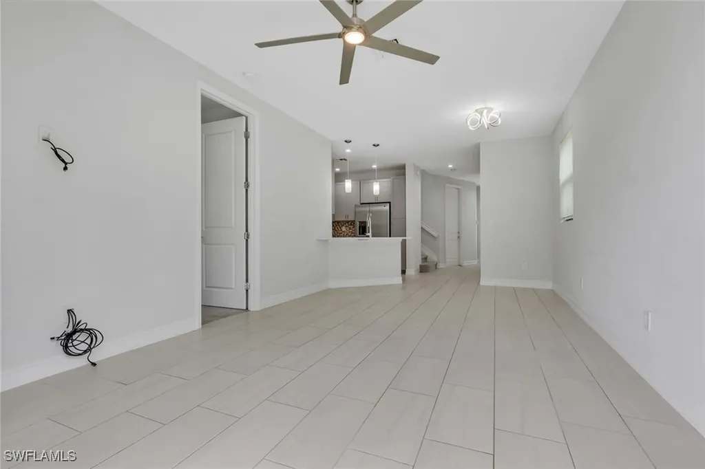 7501 Carnegie Way Naples FL 34119