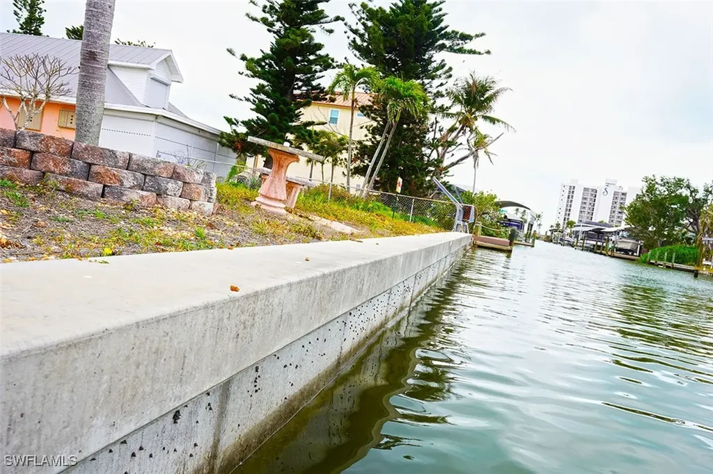 185 Egret Street Fort Myers Beach FL 33931