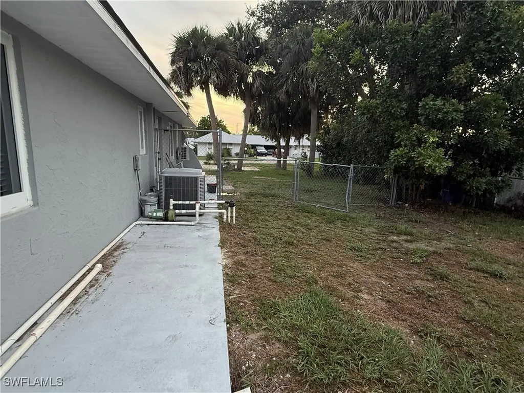 304 North Avenue Lehigh Acres FL 33936