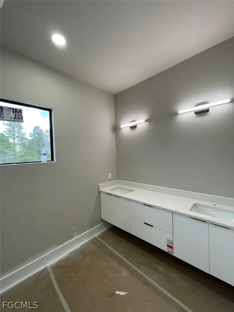 1601 W 9th Street Lehigh Acres FL 33972