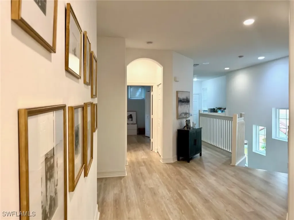 1252 Rialto Way Naples FL 34114