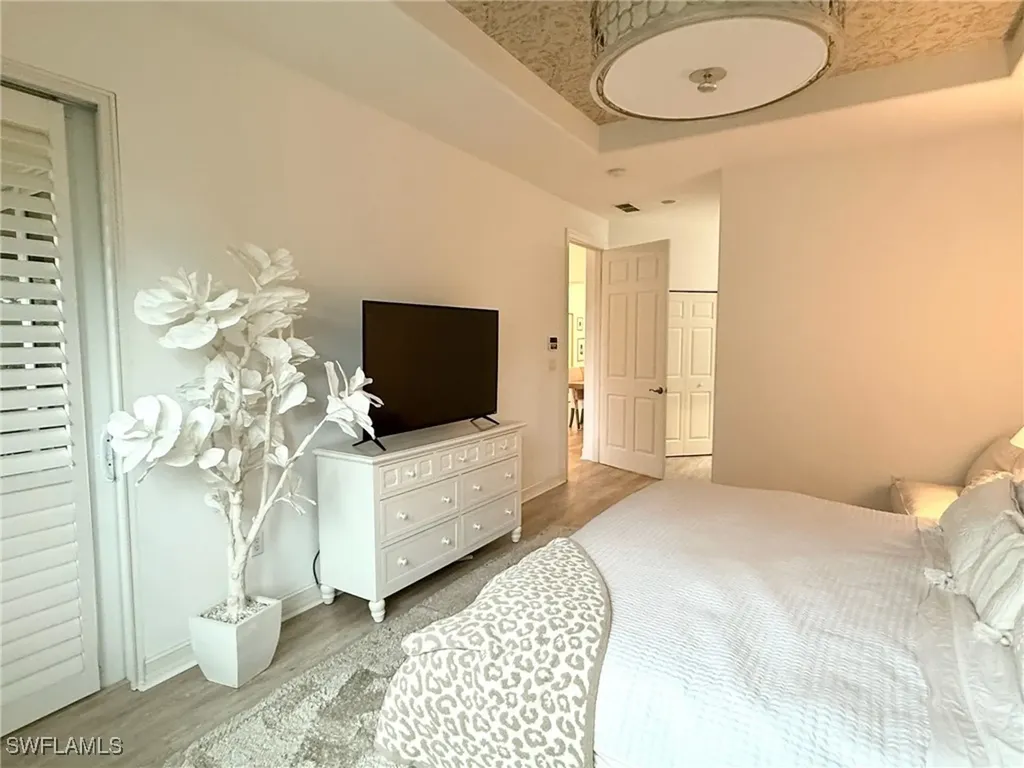1252 Rialto Way Naples FL 34114