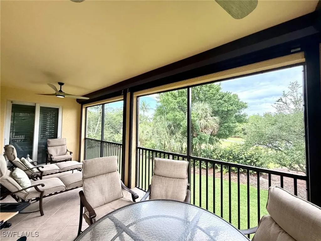 1252 Rialto Way Naples FL 34114