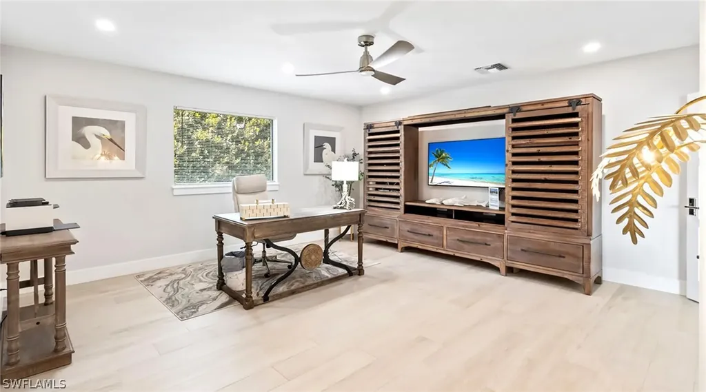 440 Kings Town Drive Naples FL 34102