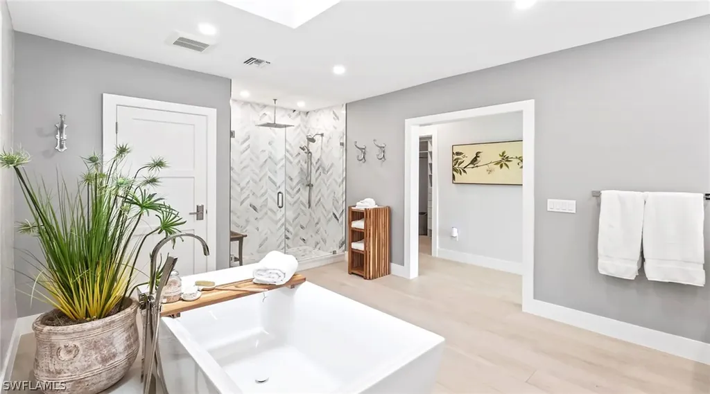 440 Kings Town Drive Naples FL 34102