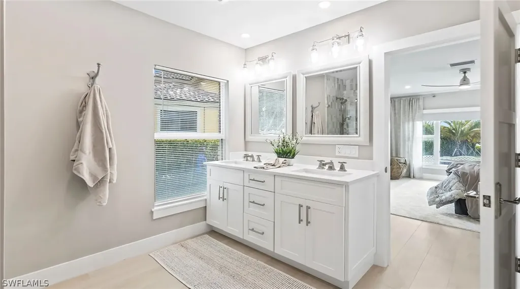 440 Kings Town Drive Naples FL 34102