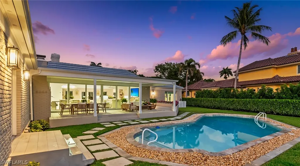 440 Kings Town Drive Naples FL 34102