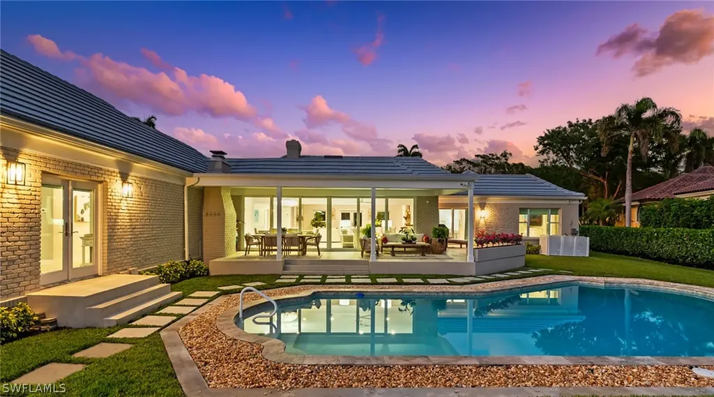440 Kings Town Drive Naples FL 34102