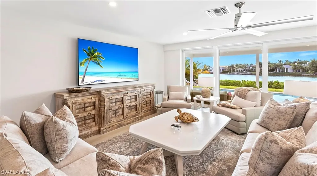 440 Kings Town Drive Naples FL 34102
