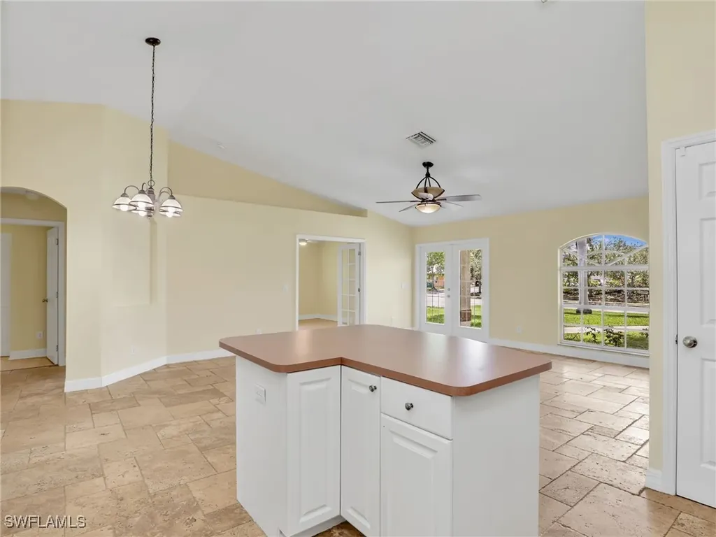 305 SE 16th Place Cape Coral FL 33990