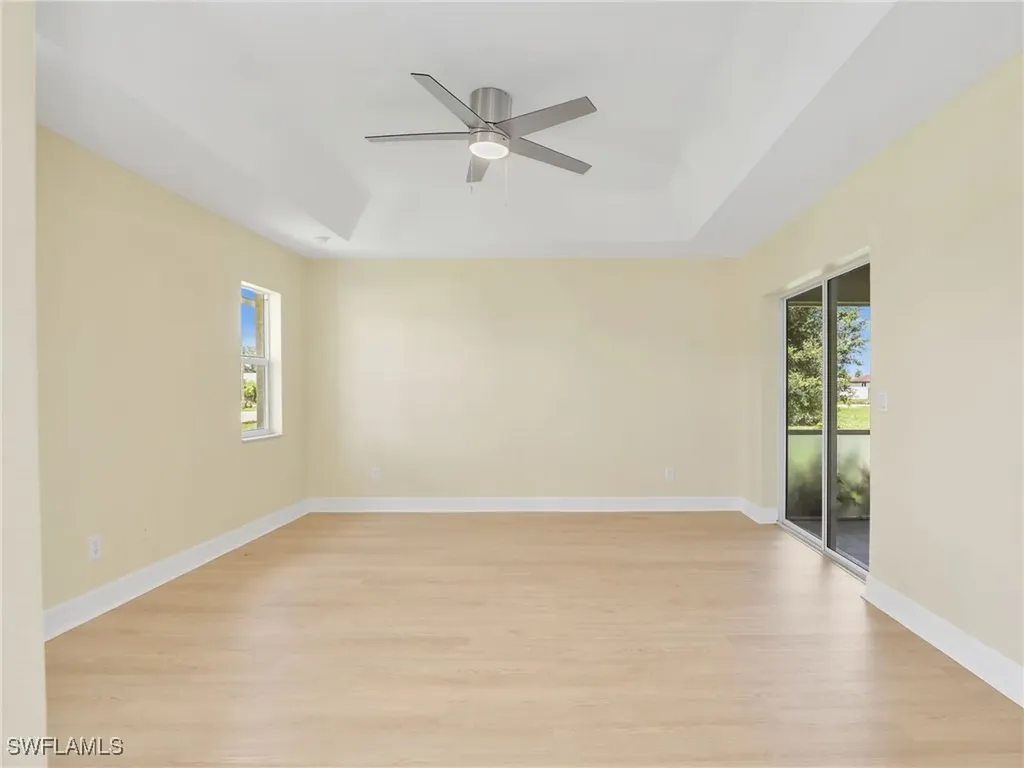 305 SE 16th Place Cape Coral FL 33990