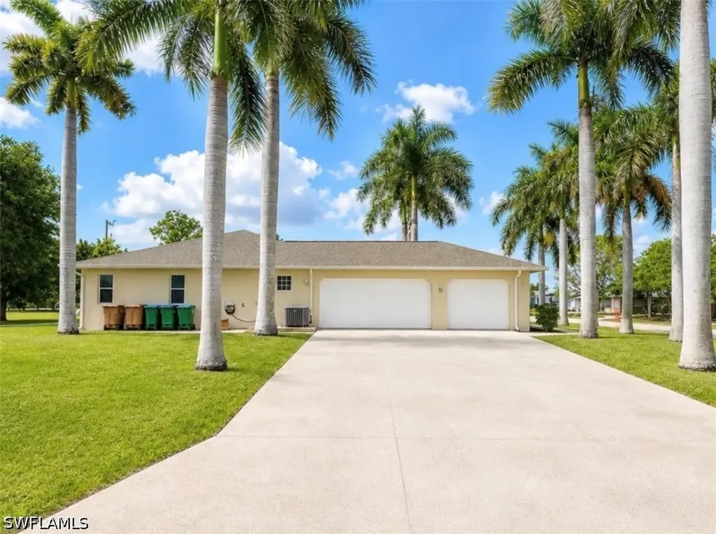 305 SE 16th Place Cape Coral FL 33990