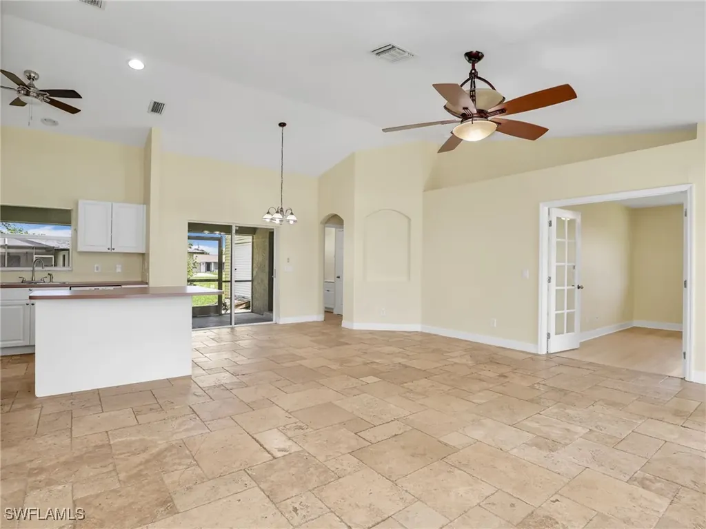 305 SE 16th Place Cape Coral FL 33990