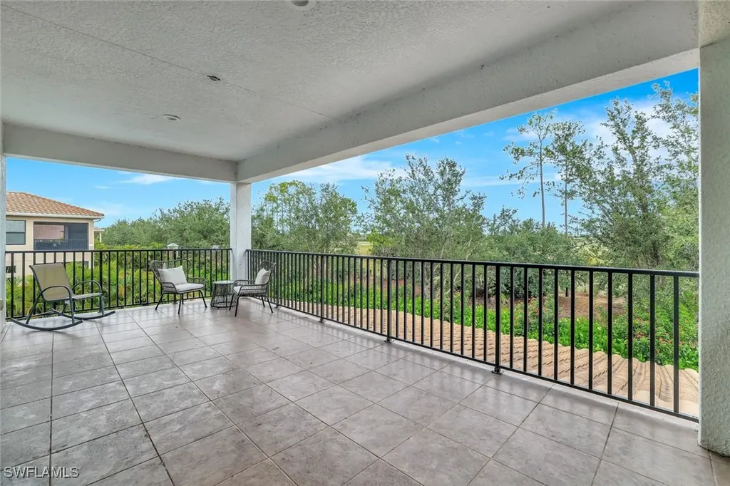 2930 Cinnamon Bay Circle Naples FL 34119