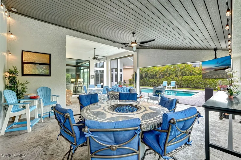 2930 Cinnamon Bay Circle Naples FL 34119