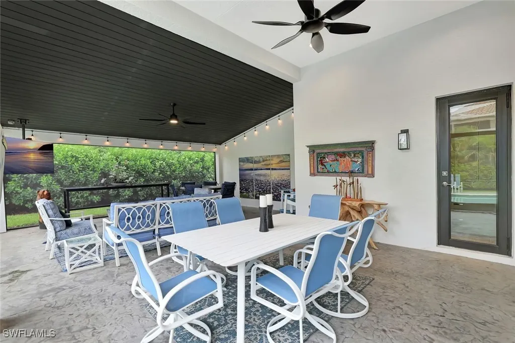 2930 Cinnamon Bay Circle Naples FL 34119