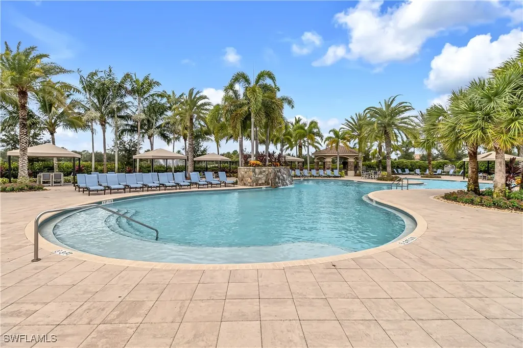 2930 Cinnamon Bay Circle Naples FL 34119