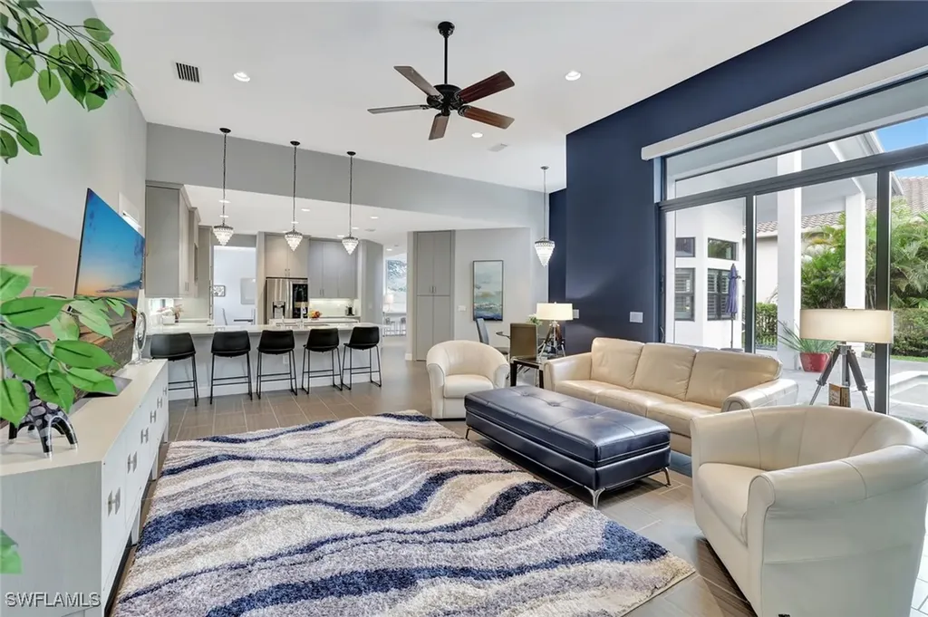2930 Cinnamon Bay Circle Naples FL 34119