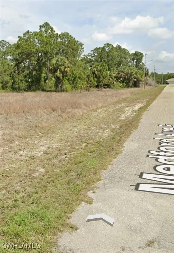 918 Medford Avenue S Lehigh Acres FL 33974