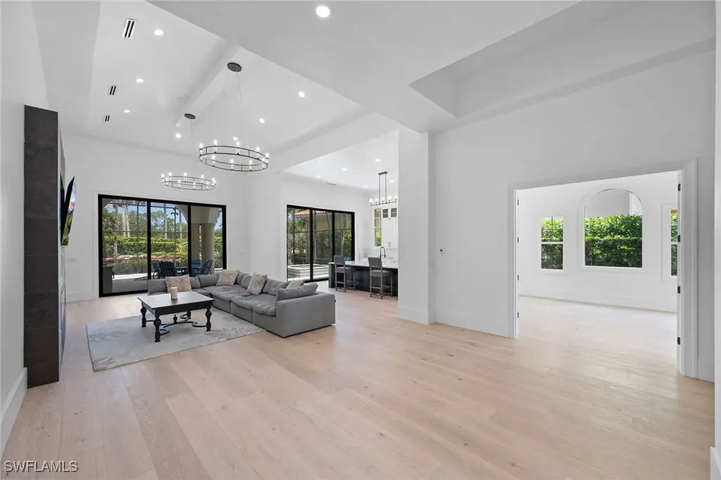 2749 Medallist Lane Naples FL 34109