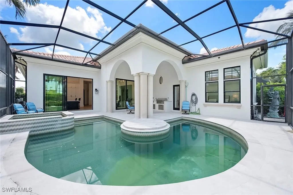 2749 Medallist Lane Naples FL 34109
