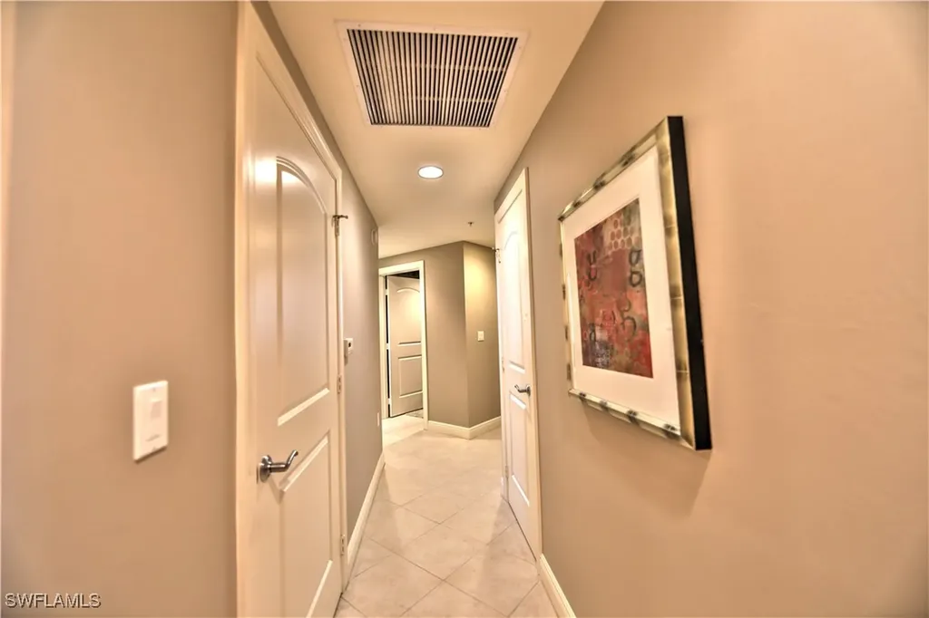 2090 W First Street Fort Myers FL 33901