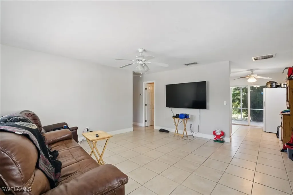 11580 Dean Street Bonita Springs FL 34135
