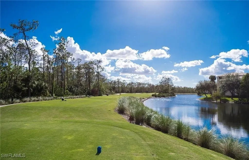 3830 Sawgrass Way Naples FL 34112