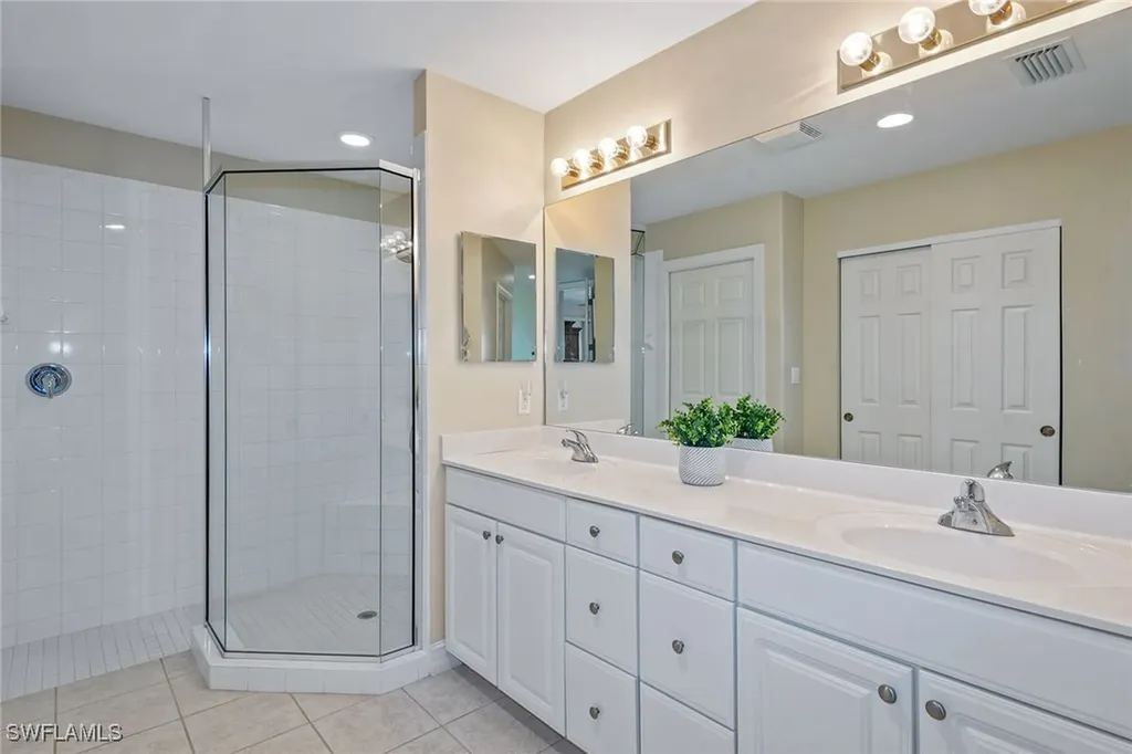 1263 Rialto Way Naples FL 34114