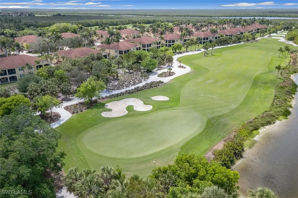 1263 Rialto Way Naples FL 34114