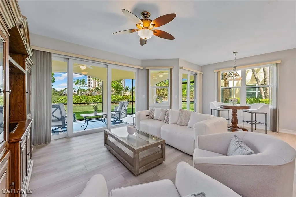 1263 Rialto Way Naples FL 34114