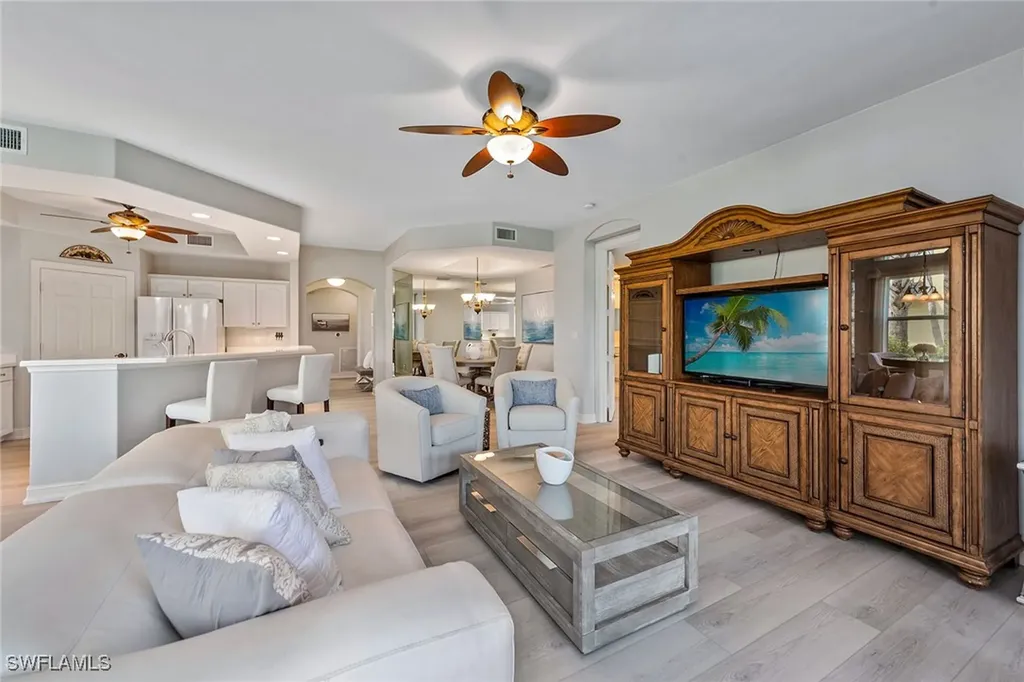 1263 Rialto Way Naples FL 34114