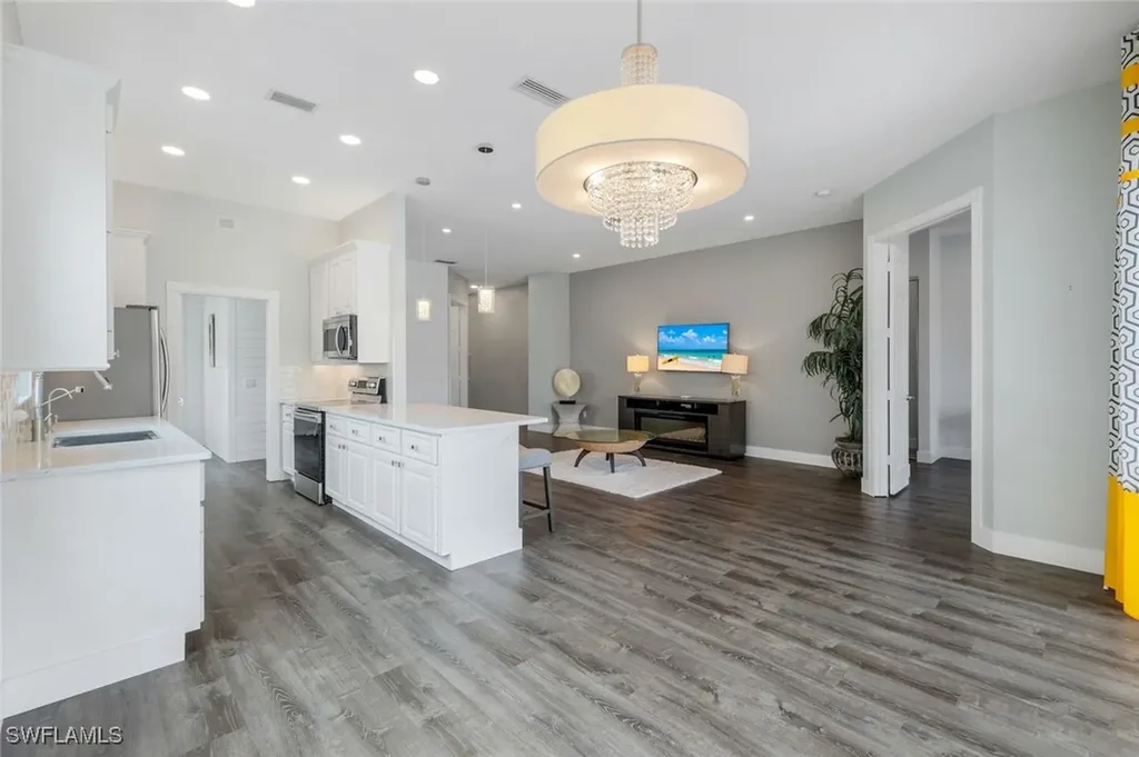 4648 Rio Poco Court Naples FL 34109