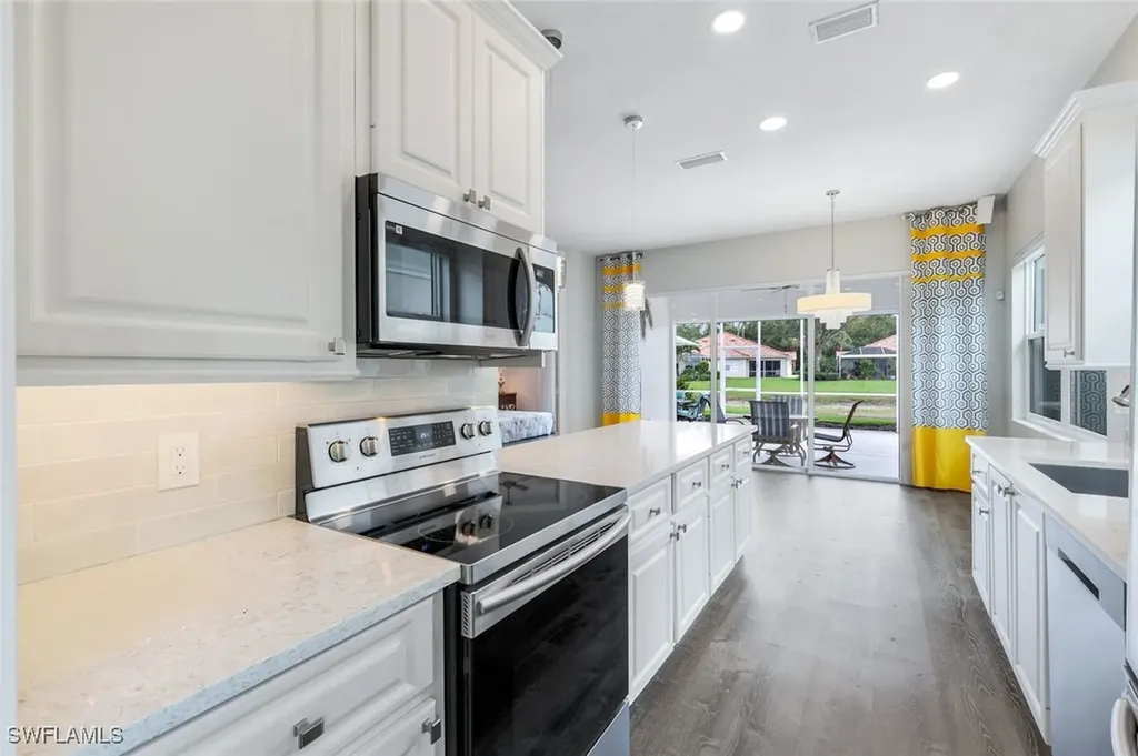 4648 Rio Poco Court Naples FL 34109