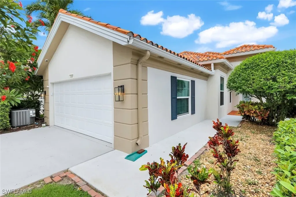 4648 Rio Poco Court Naples FL 34109
