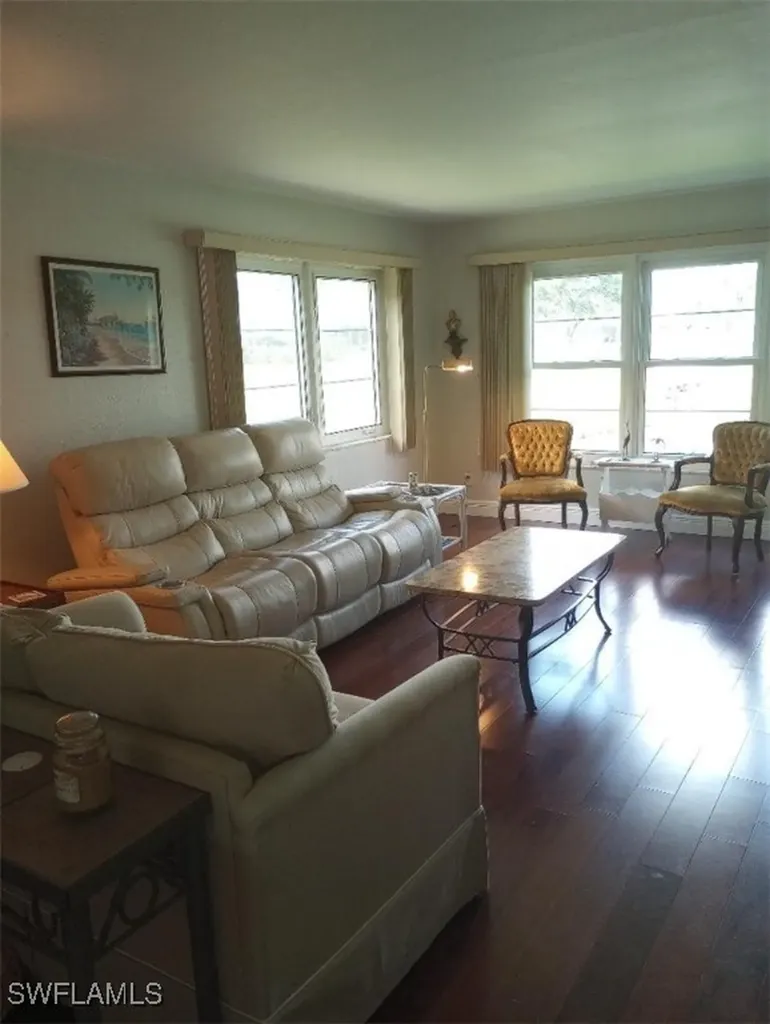 2133 SW Pine Lane Cape Coral FL 33991