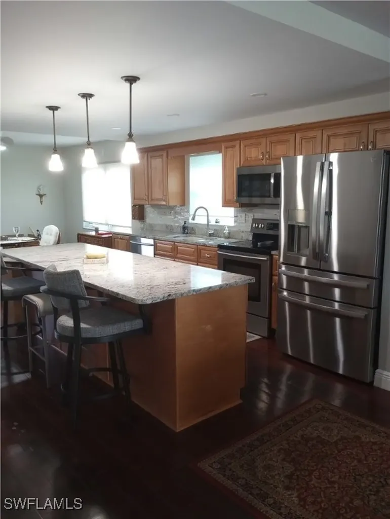 2133 SW Pine Lane Cape Coral FL 33991