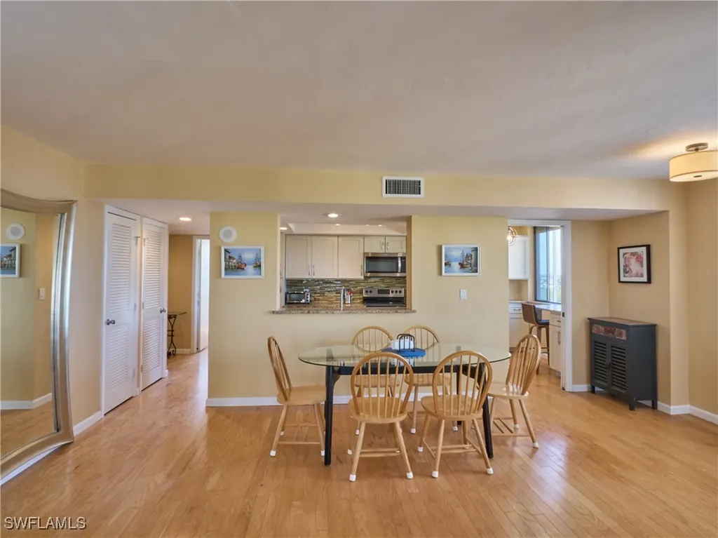 17 Bluebill Avenue Naples FL 34108