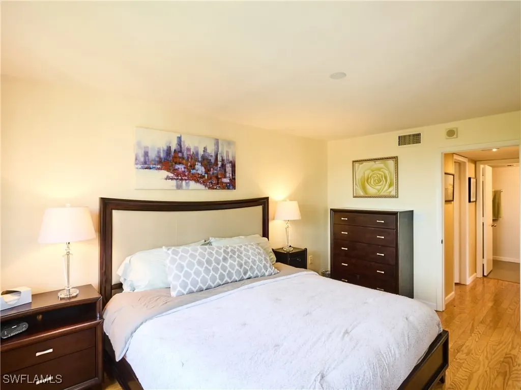 17 Bluebill Avenue Naples FL 34108