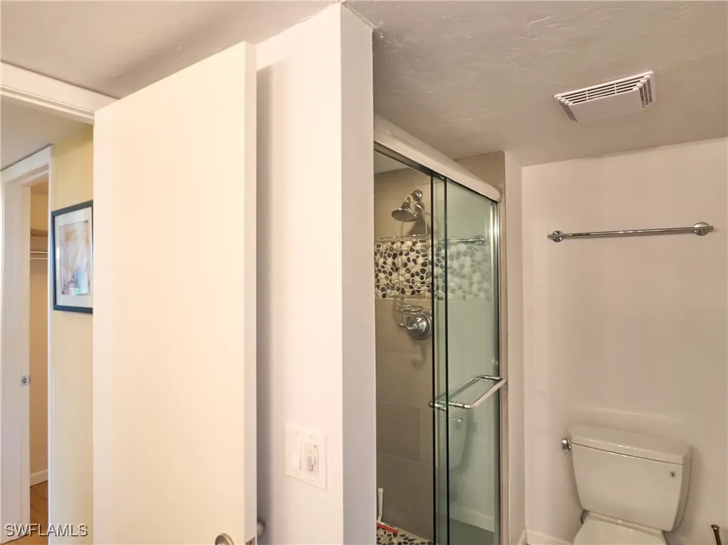 17 Bluebill Avenue Naples FL 34108