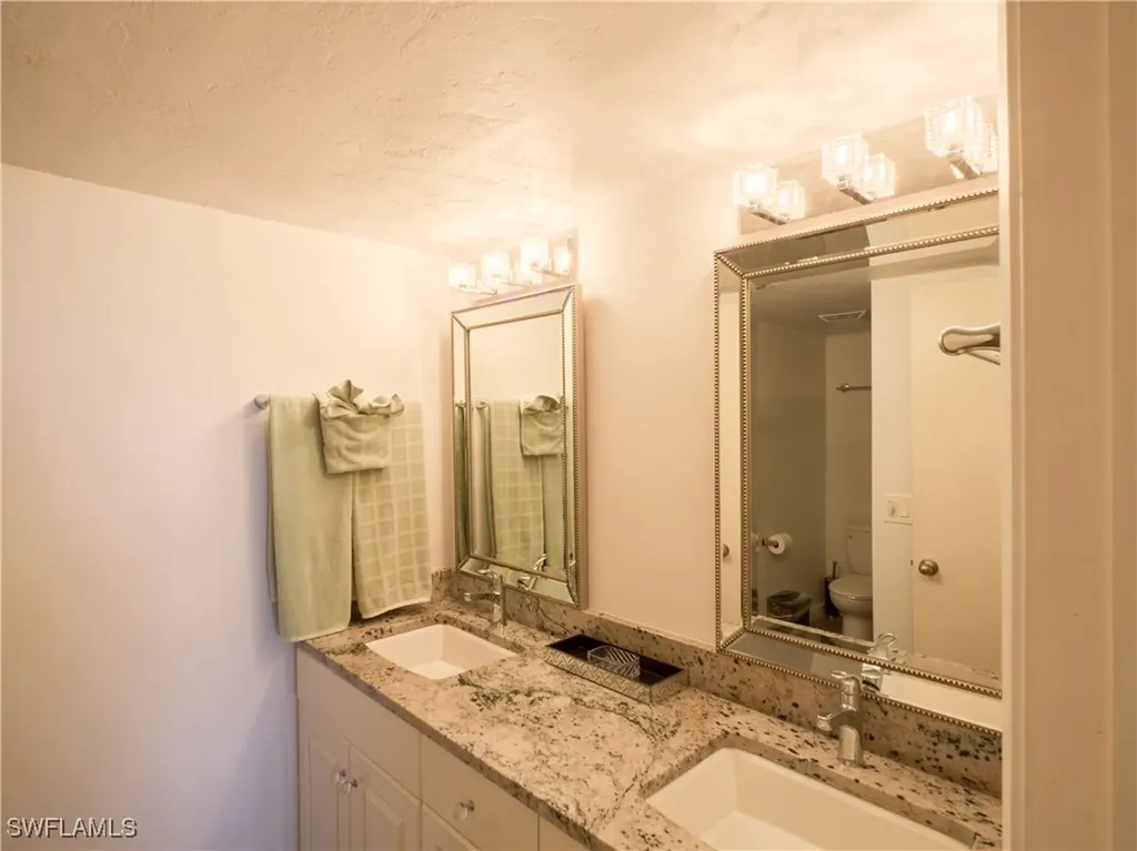 17 Bluebill Avenue Naples FL 34108