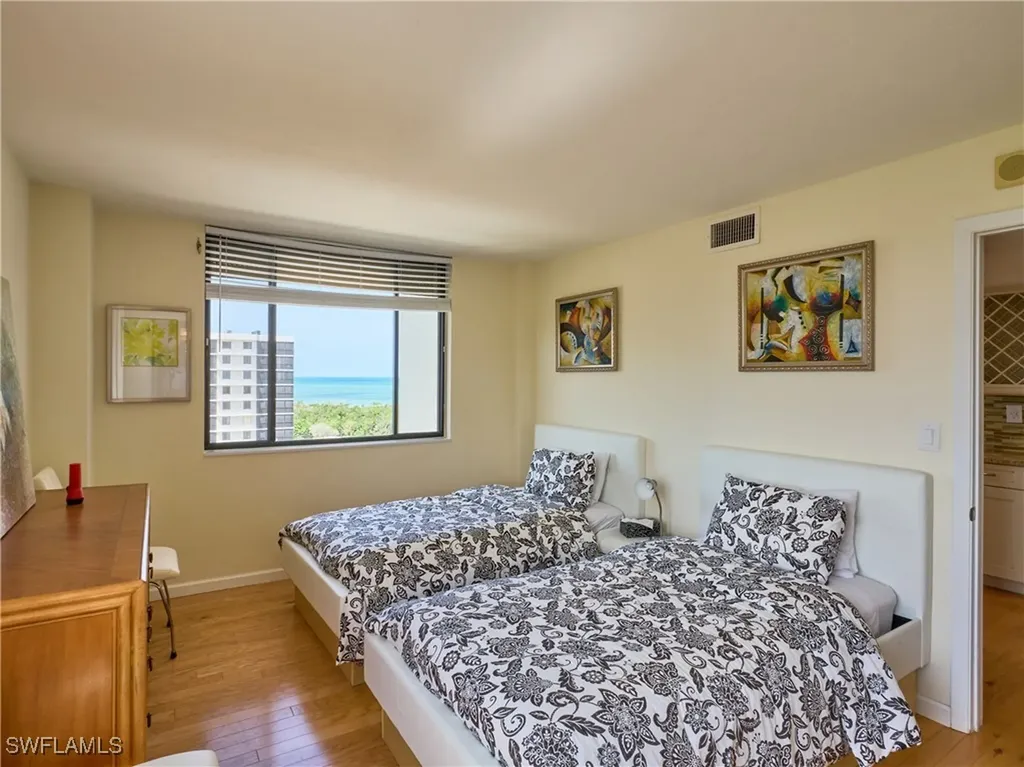 17 Bluebill Avenue Naples FL 34108