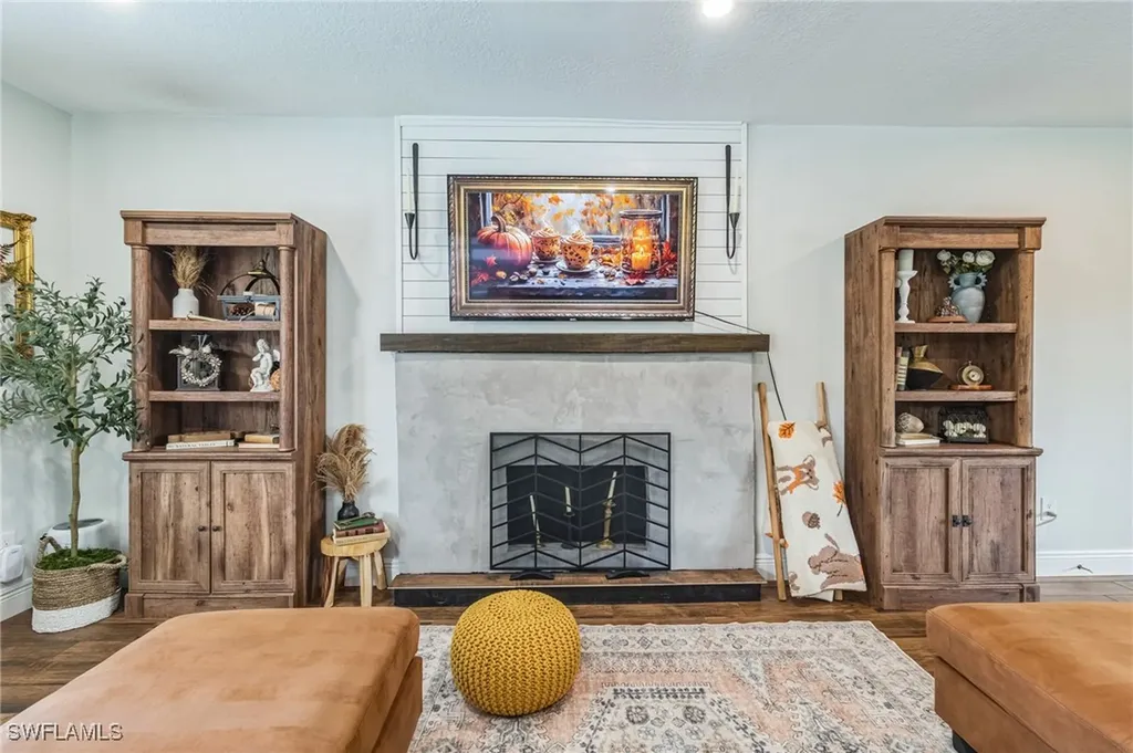 1019 Wyomi Drive Fort Myers FL 33919