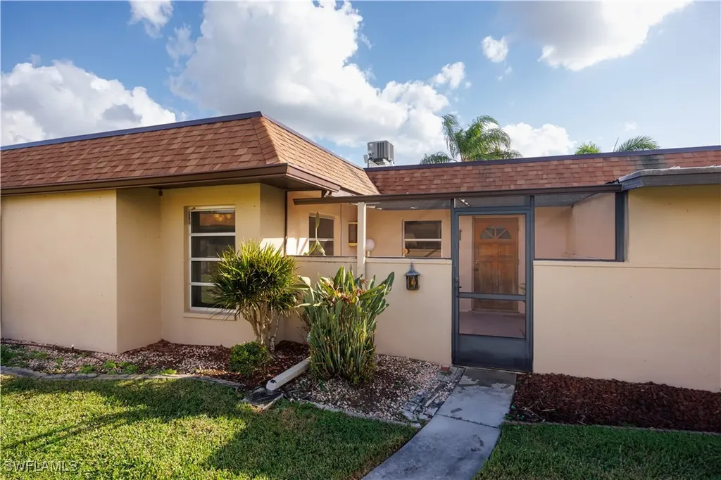 1500 Popham Drive Fort Myers FL 33919
