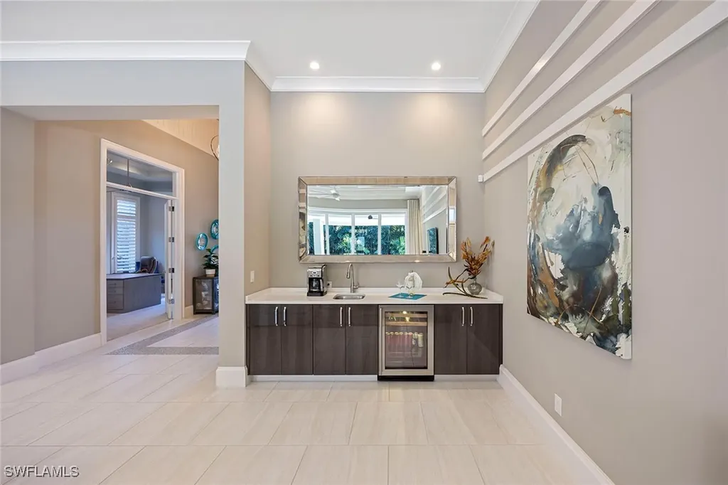 6818 Mangrove Avenue Naples FL 34109