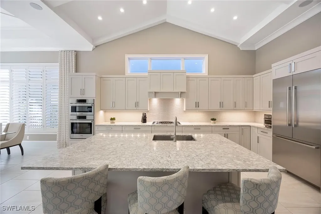 6818 Mangrove Avenue Naples FL 34109