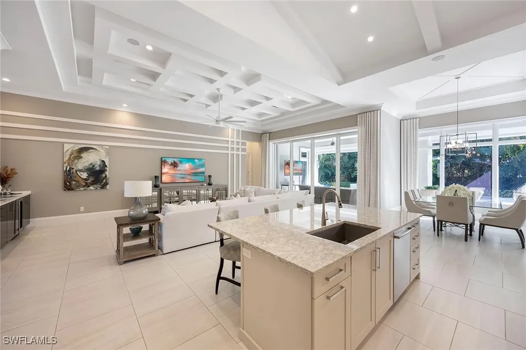6818 Mangrove Avenue Naples FL 34109